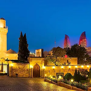 Happy Inn Hotel باكو